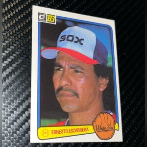 3 FOR 15 Ernesto Escarrega Chicago WHITE SOX 1982 VINTAGE Donruss Baseball Card